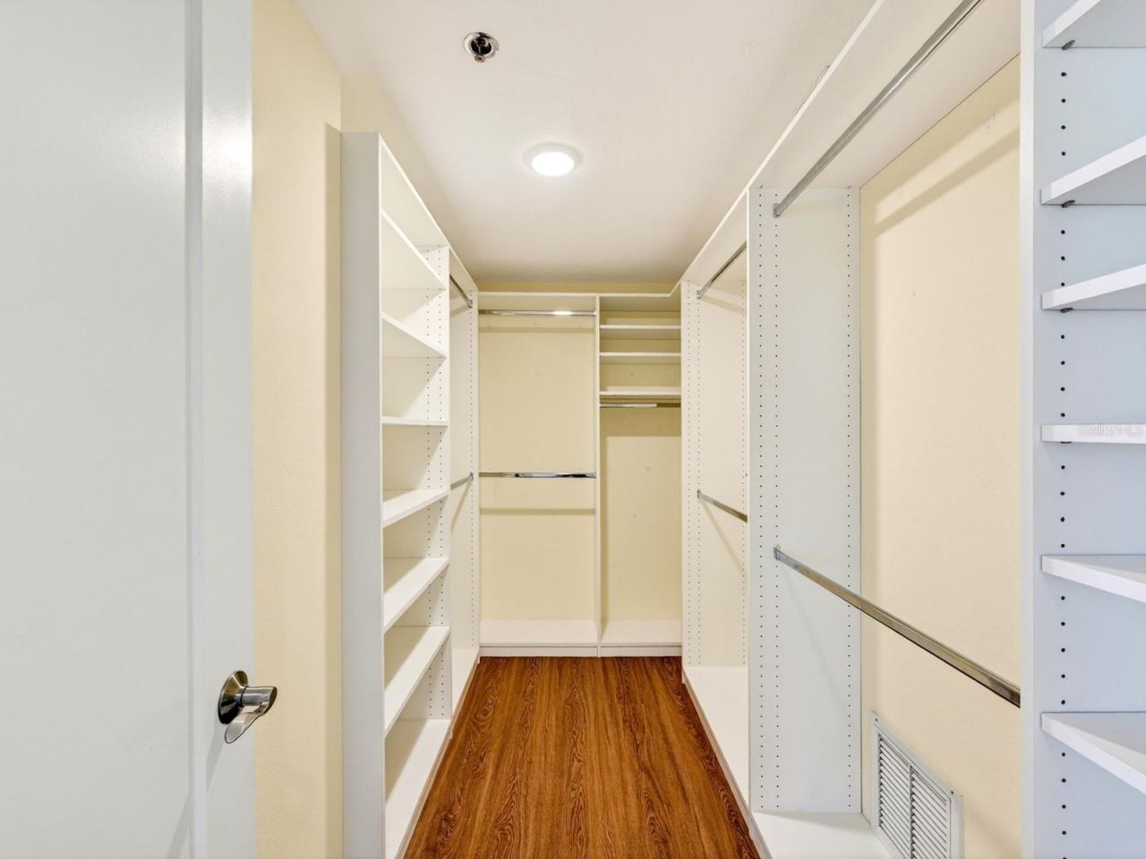 1255 N Gulfstream Avenue, Unit 1101, Sarasota, FL 34236 Photo