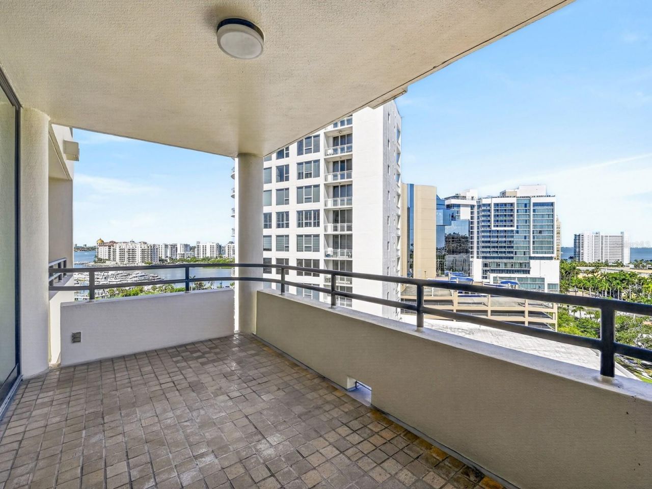 1255 N Gulfstream Avenue, Unit 1101, Sarasota, FL 34236 Photo