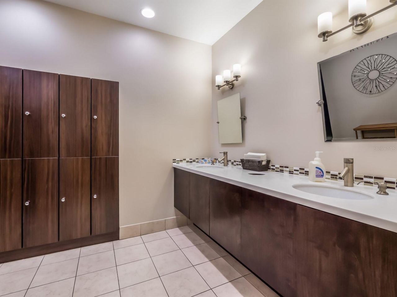 1255 N Gulfstream Avenue, Unit 1101, Sarasota, FL 34236 Photo
