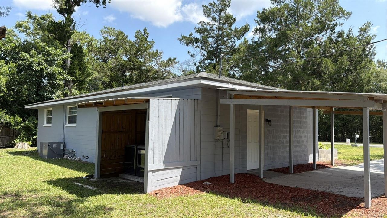 1025 NE 4th Street , Chiefland, FL 32626 Photo