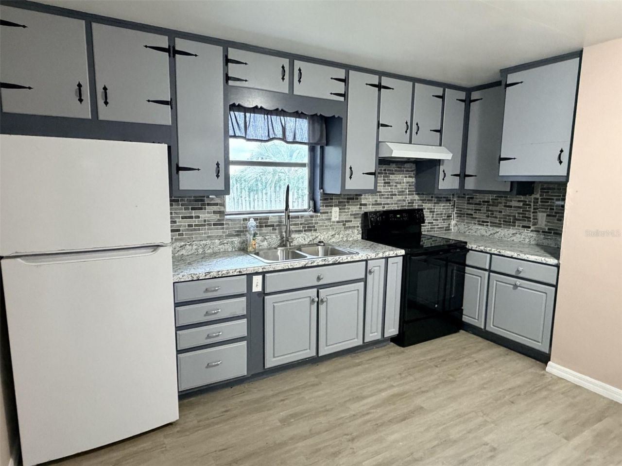 1025 NE 4th Street , Chiefland, FL 32626 Photo