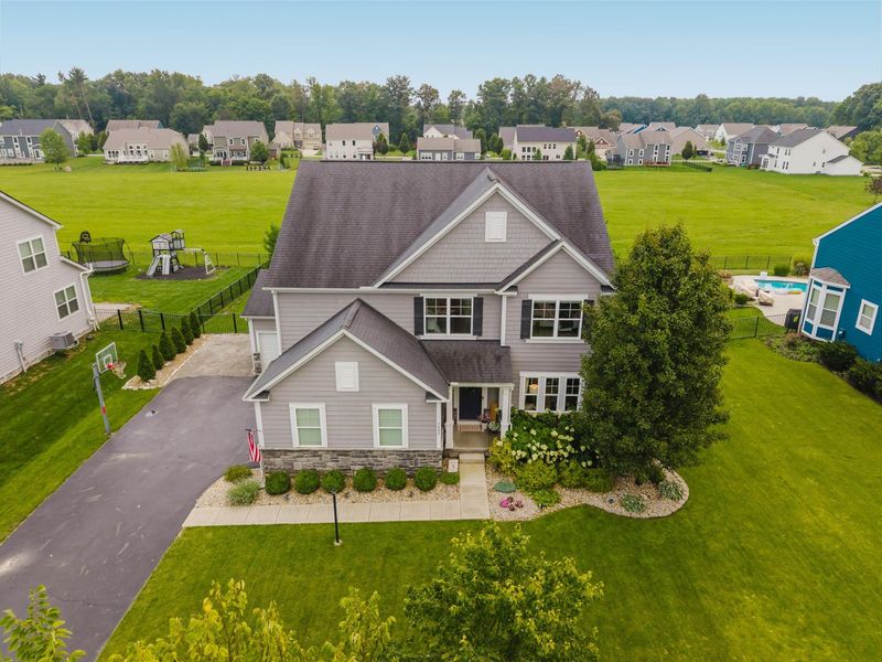 7442 Broxton Lane, Galena, OH 43021 Photo 2
