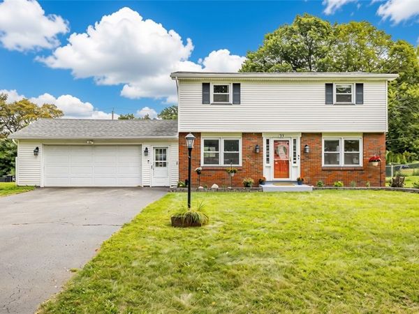 35 Grecian Parkway , Rochester, NY 14626