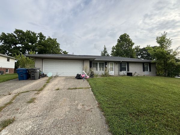 9230 Stardust Drive , Indianapolis, IN 46229