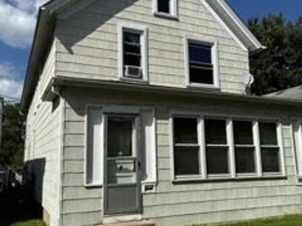 2340 Walnut Street , Blue Island, IL 60406