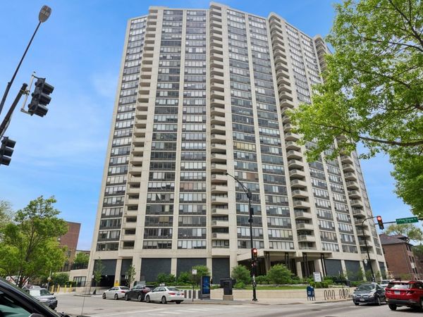 3930 N PINE GROVE Avenue , Unit 2616, Chicago, IL 60613