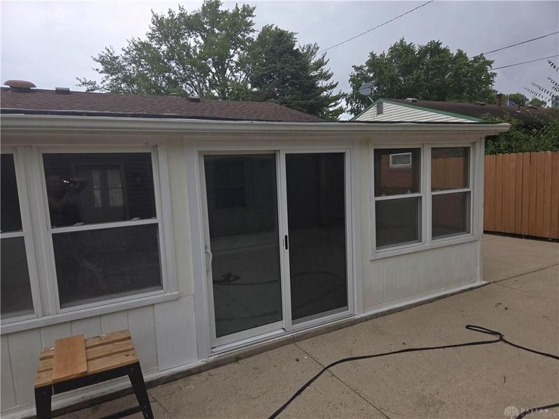 427 Bedford Avenue, Xenia, OH 45385 Photo 2