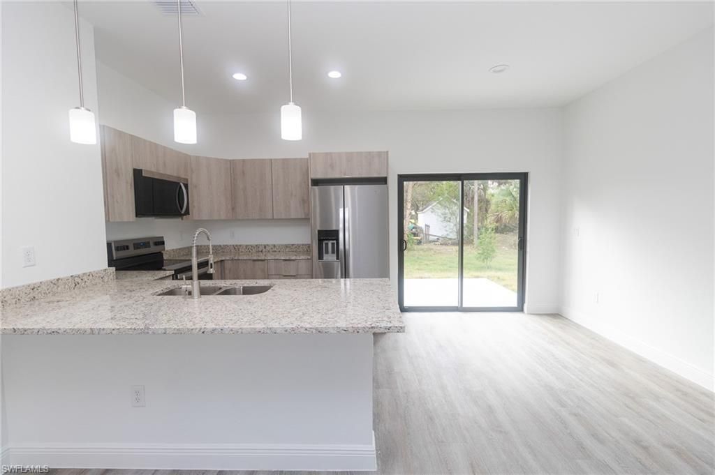 8038 Rolling Cir , Labelle, FL 33935 Photo