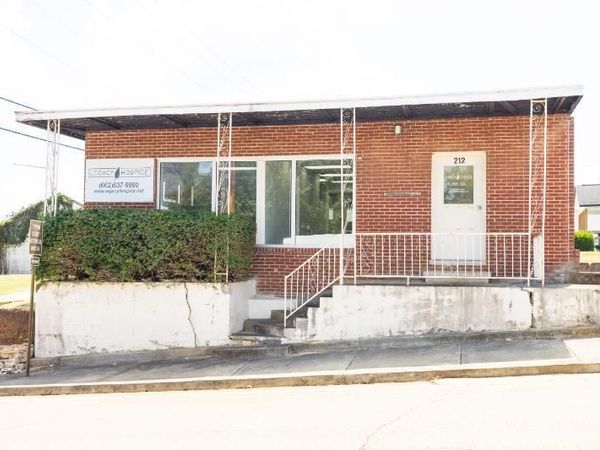 212 E Jefferson St., Ripley, MS 38663