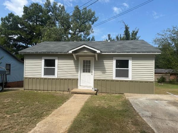 185 Little St., West Point, MS 39773