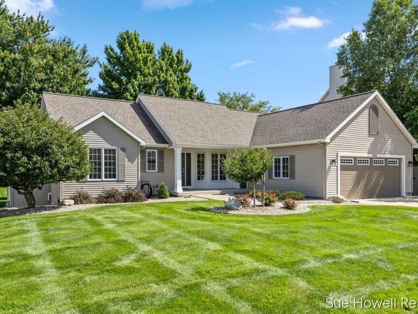 4158 Peshtigo Court SW, Grandville, MI 49418