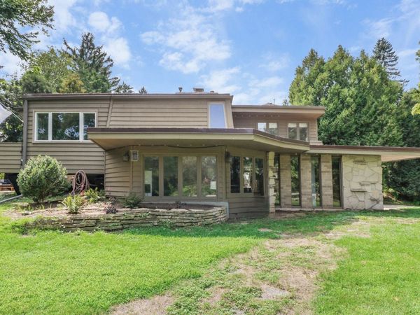 5457 Lake Mendota Drive, Madison, WI 53705