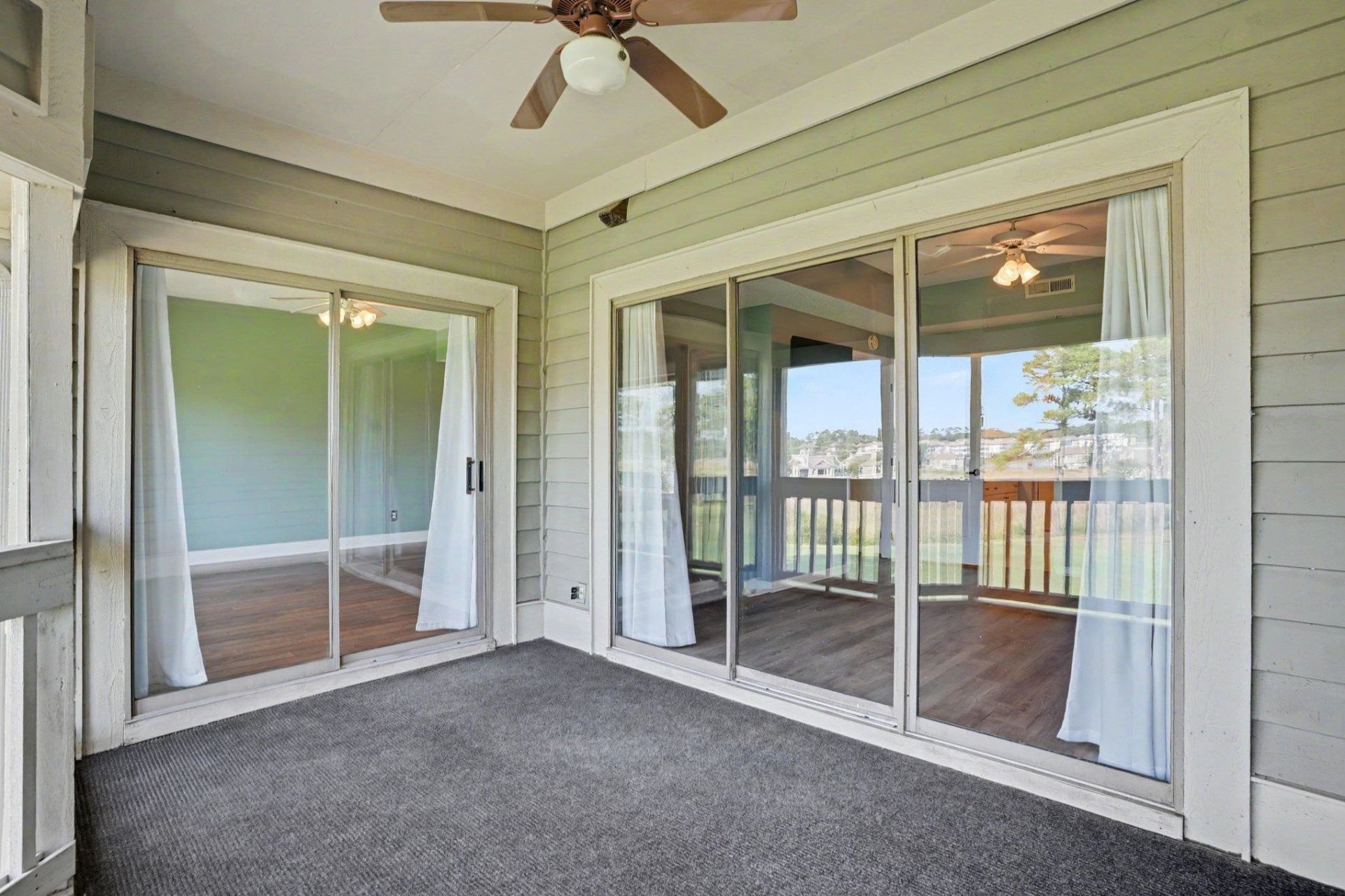 1551 Spinnaker Dr. Photo 21