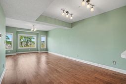 1551 Spinnaker Dr. photo 4