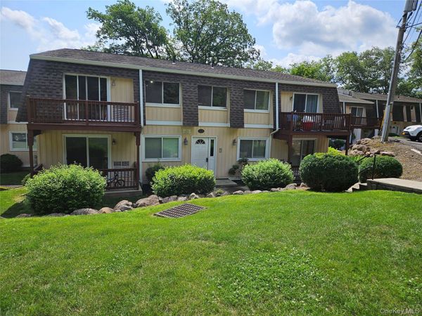 18 Pavilion Ridge Way , Unit 7, Suffern, NY 10901