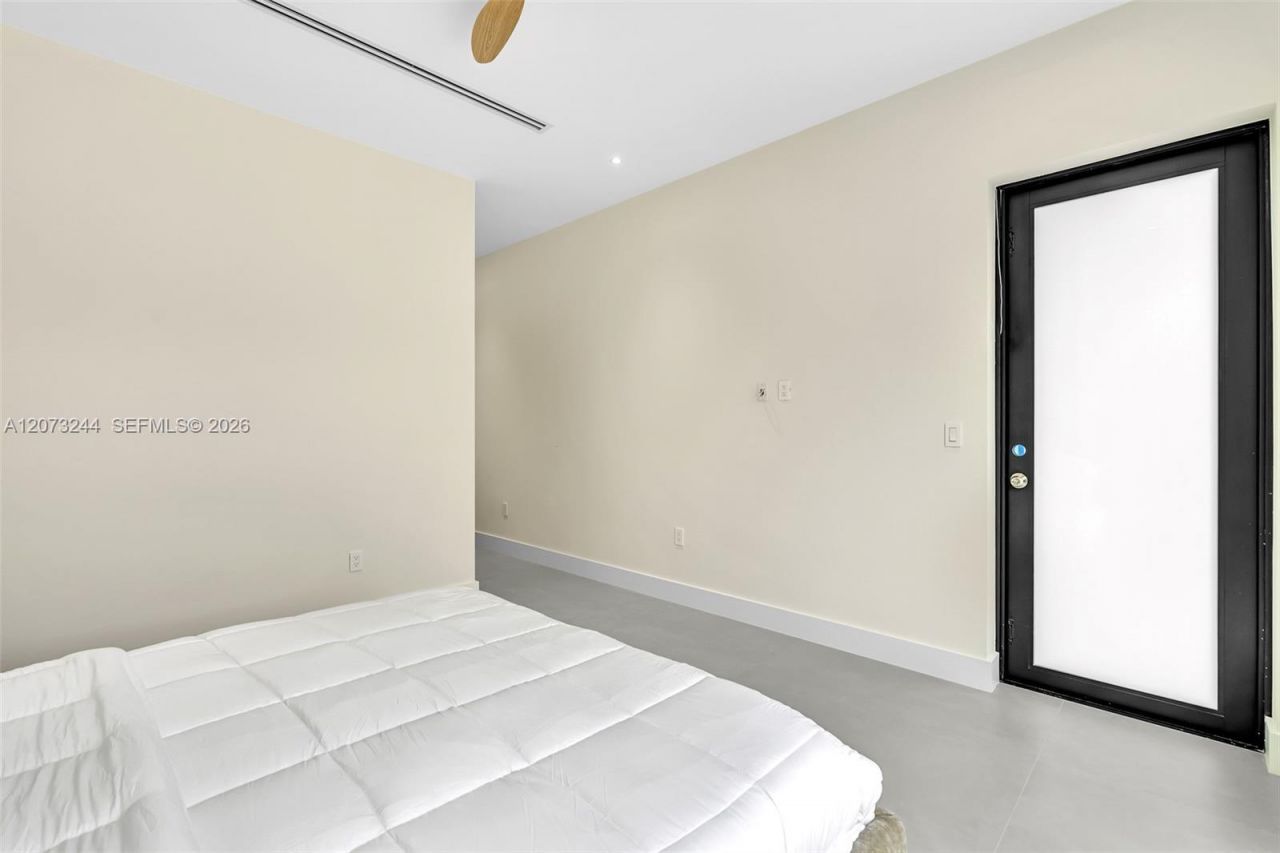 7516 Bounty Ave, North Bay Village, FL 33141 Photo