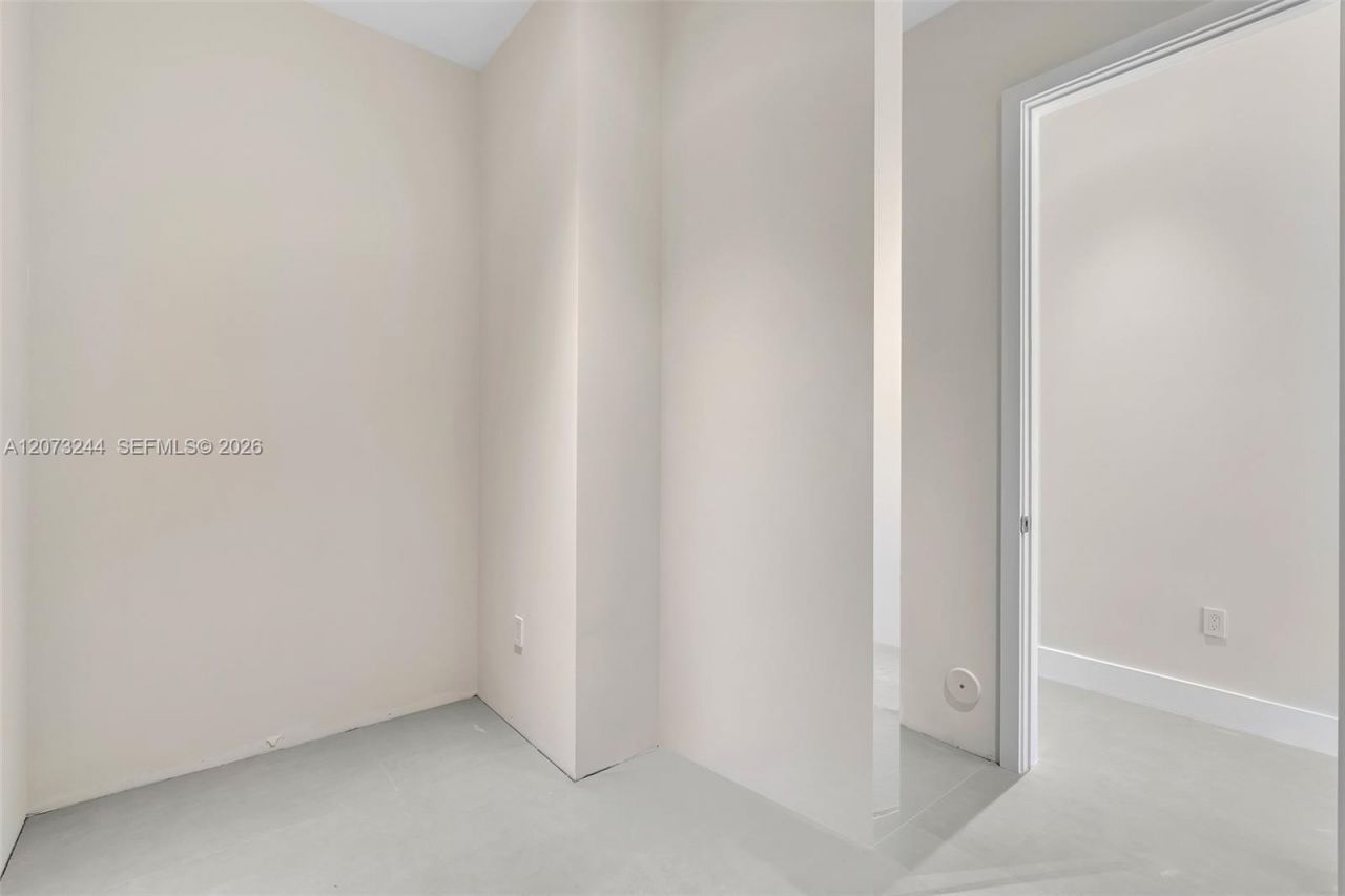 7516 Bounty Ave, North Bay Village, FL 33141 Photo