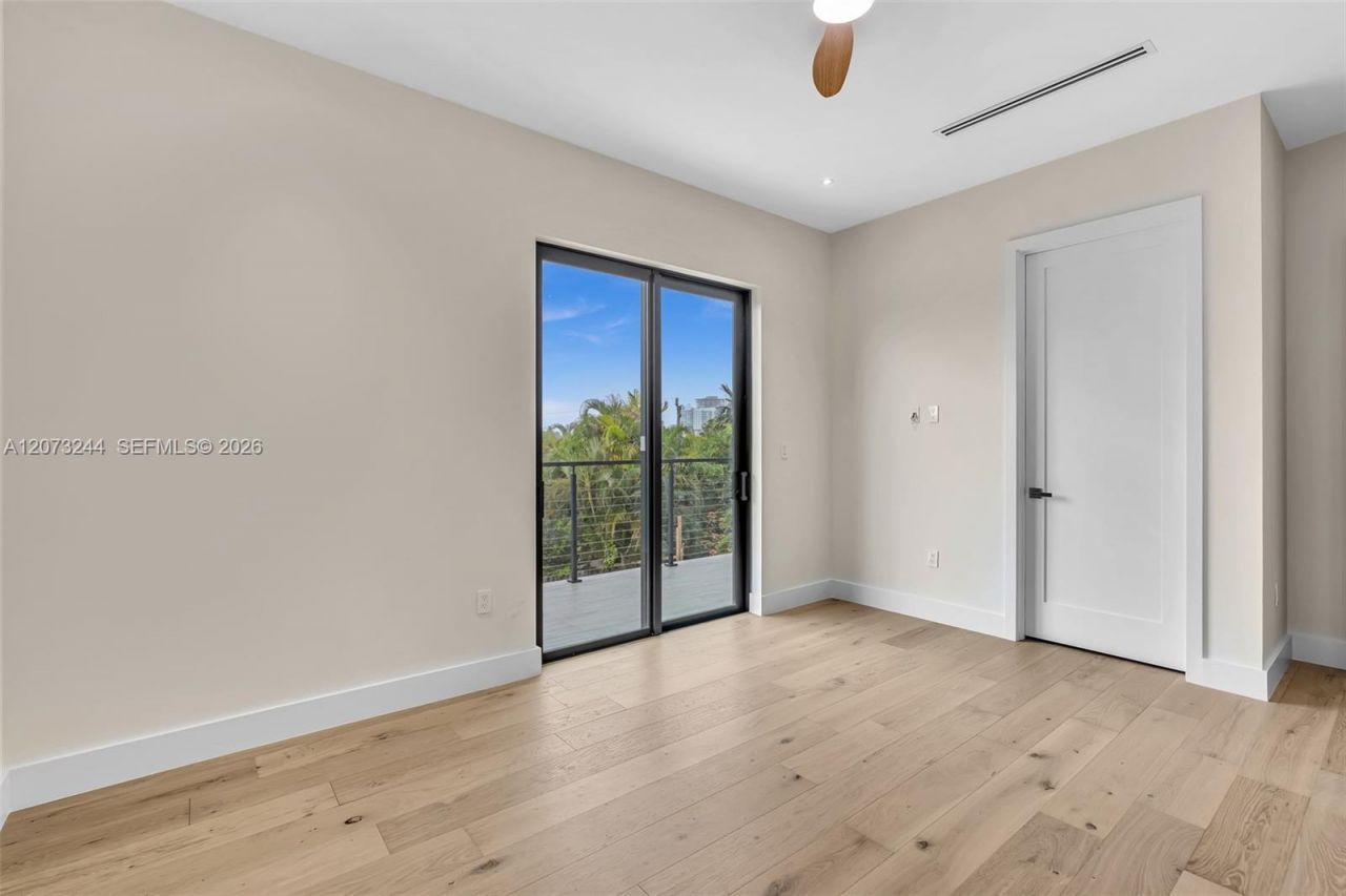 7516 Bounty Ave, North Bay Village, FL 33141 Photo