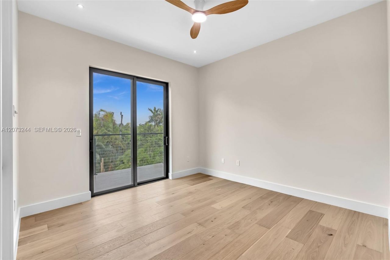 7516 Bounty Ave, North Bay Village, FL 33141 Photo