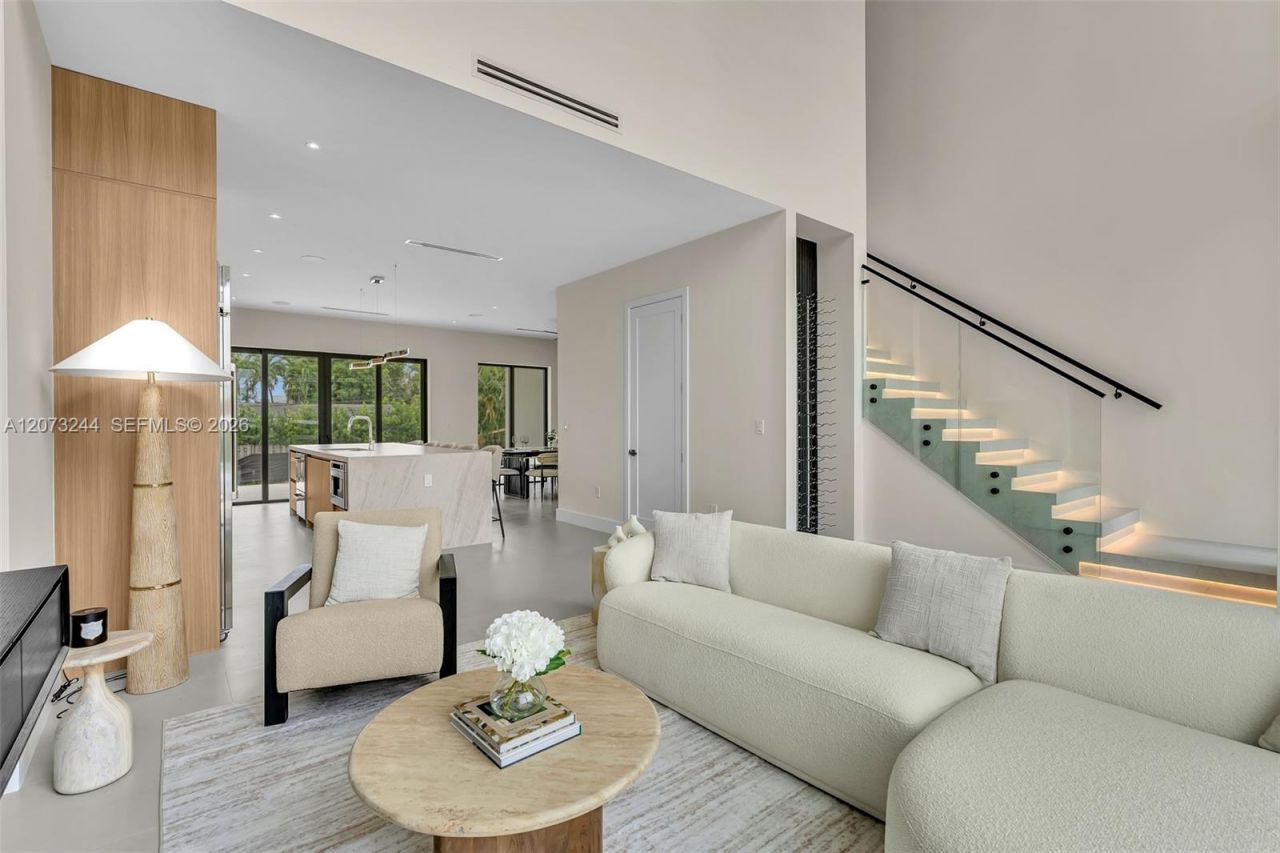 7516 Bounty Ave, North Bay Village, FL 33141 Photo