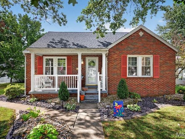1530 Livingston Street , Carlyle, IL 62231
