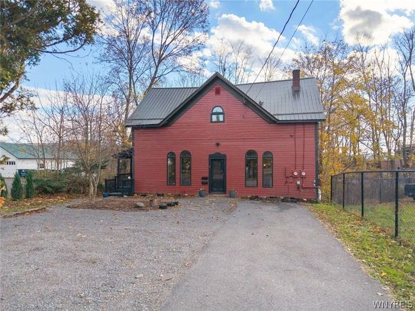 17 Walnut Street , Cooperstown, NY 13326