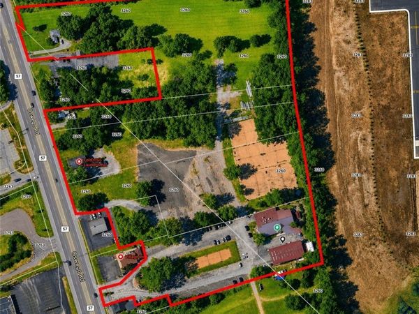 7240 Oswego Road, Liverpool, NY 13090