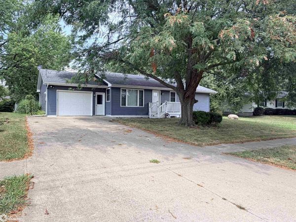 801 Liberty Drive, Fairfield, IA 52556