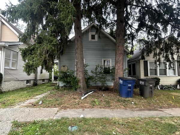4135 Walker Avenue , Toledo, OH 43612