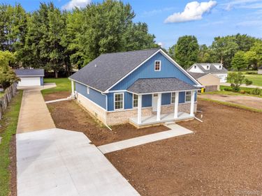 51707 Washington Street, New Baltimore, Mi 48047