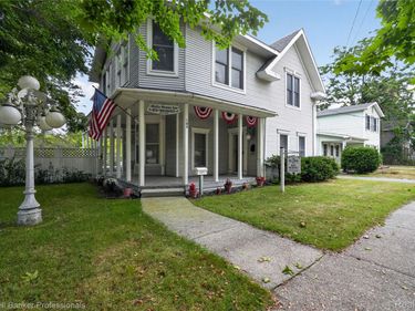 108 College Street, Holly Village, Mi 48442