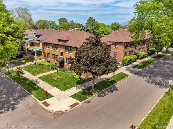 1300 Maryland , Grosse Pointe Park, Mi 48230