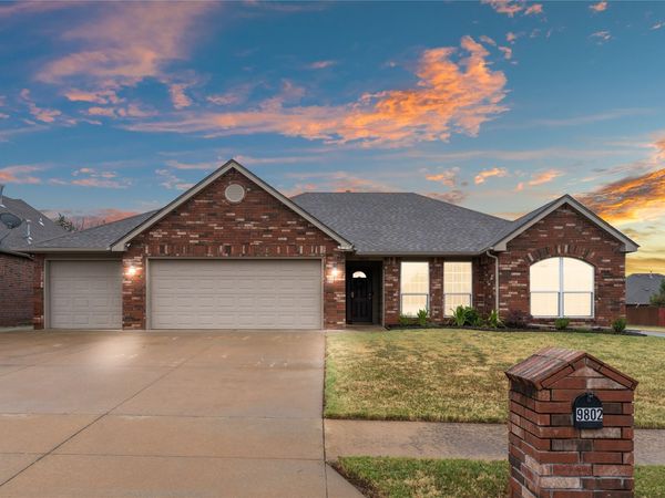 9802 E 110th Place North , Owasso, OK 74055