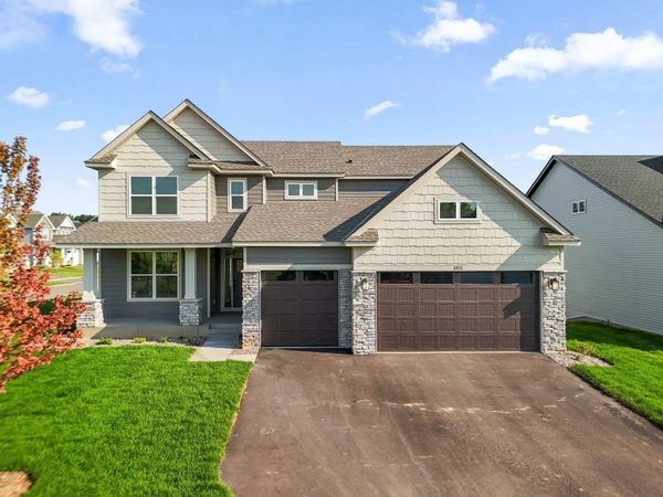 8852 Binder Way, Woodbury, MN 55129