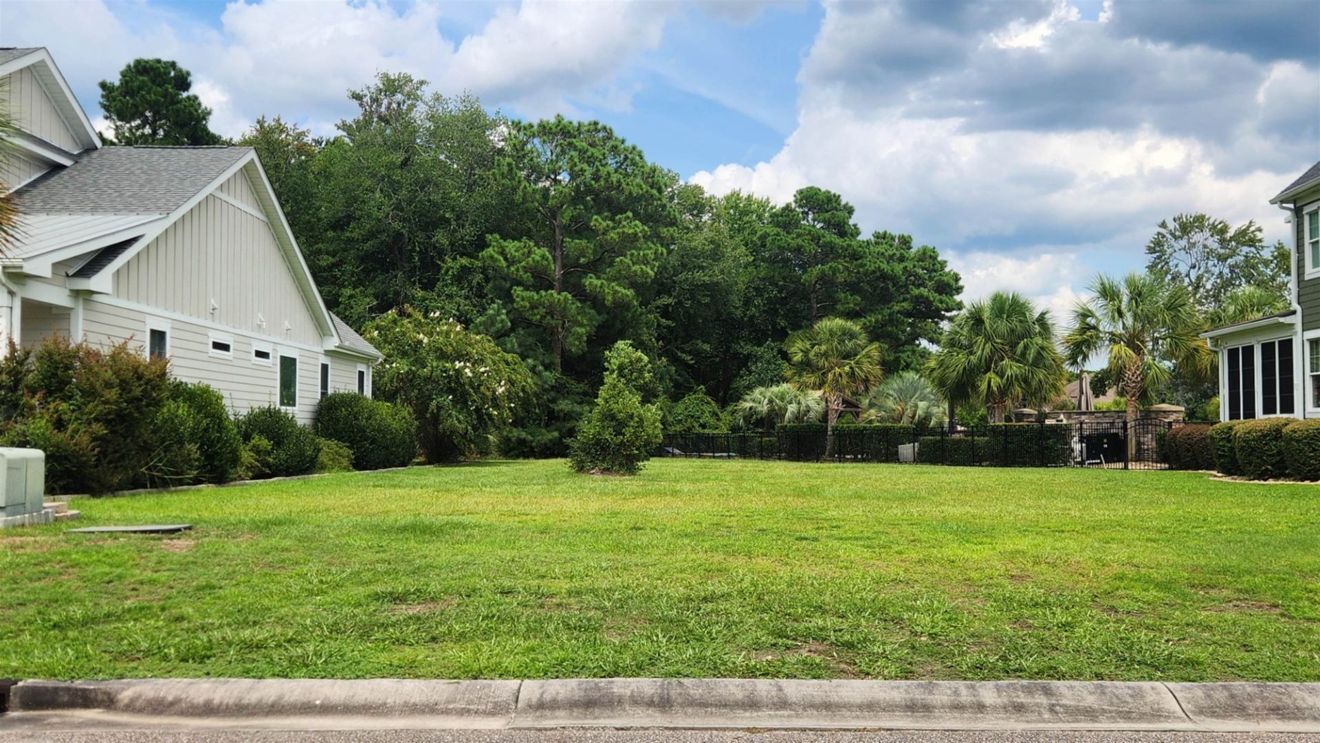 1084 Fiddlehead Way, Myrtle Beach, SC 29579 Main Photo