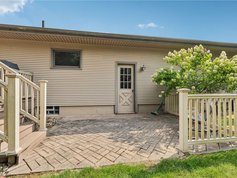 1458 Tamarisk Trail, Poland, OH 44514 Photo 16