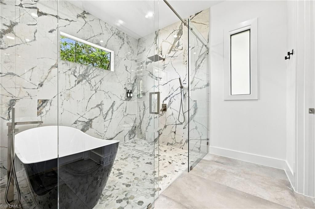 209 35th Ave Nw, Naples, FL 34120 Photo