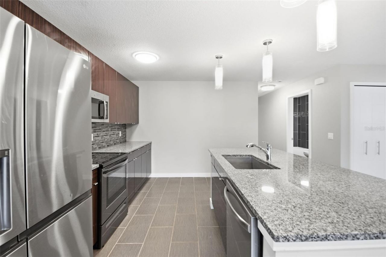 2303 Bahia Vista Street , Sarasota, FL 34239 Photo