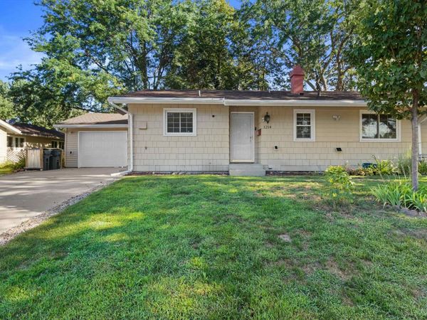1214 Chicory Way, Sun Prairie, WI 53590
