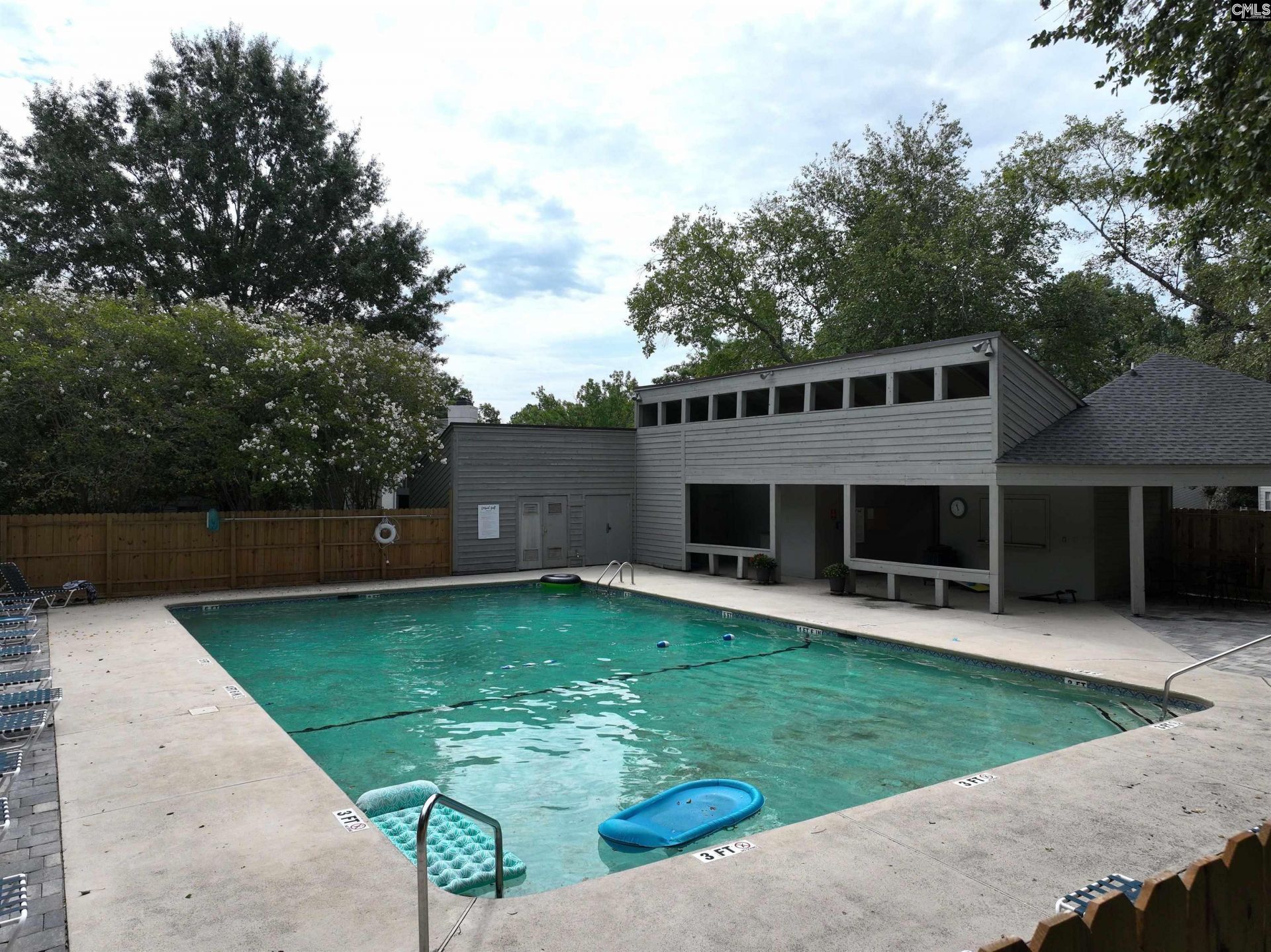 448 Deerwood Street  Photo 15