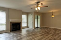 448 Deerwood Street  photo 4
