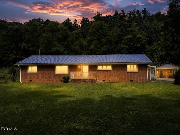 565 Circle Drive, Mountain City, TN 37683