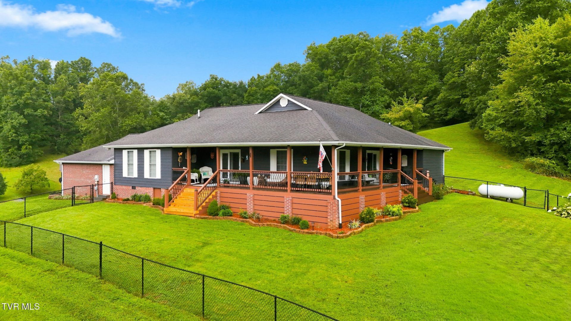 3016 Arise Valley Road, Big Stone Gap, VA 24219 Main Photo