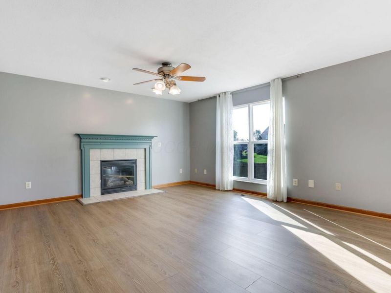 340 Enos Loomis Street, Pataskala, OH 43062 Photo 11