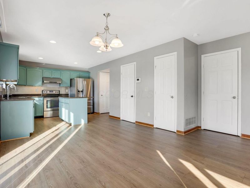 340 Enos Loomis Street, Pataskala, OH 43062 Photo 14