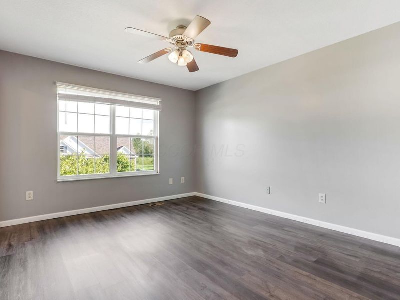 340 Enos Loomis Street, Pataskala, OH 43062 Photo 25