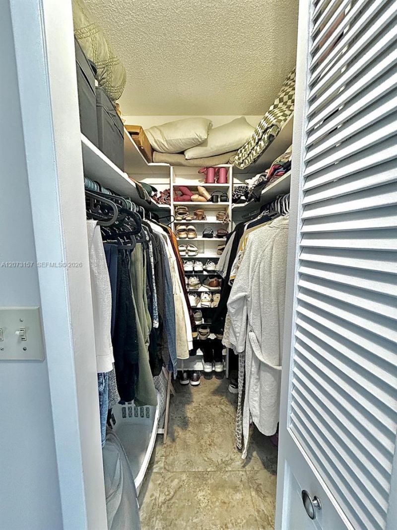 3800 Hillcrest Dr , Unit 315, Hollywood, FL 33021 Photo
