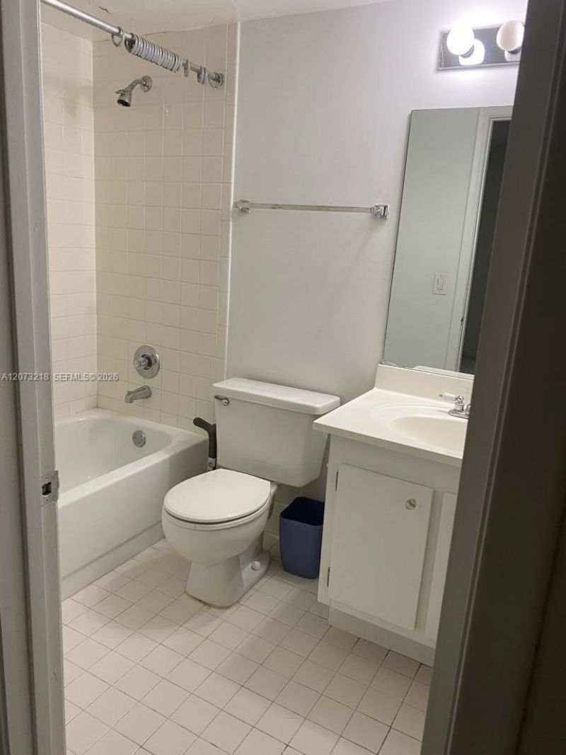 151 SW 134th Way, Unit 212N, Pembroke Pines, FL 33027 Photo