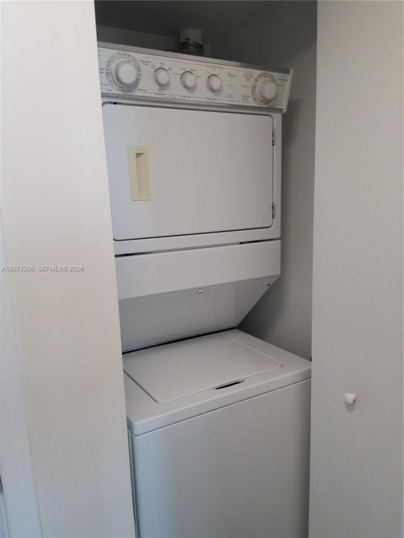 335 S Biscayne Blvd, Unit 3802, Miami, FL 33131 Photo