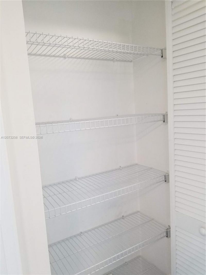 335 S Biscayne Blvd, Unit 3802, Miami, FL 33131 Photo